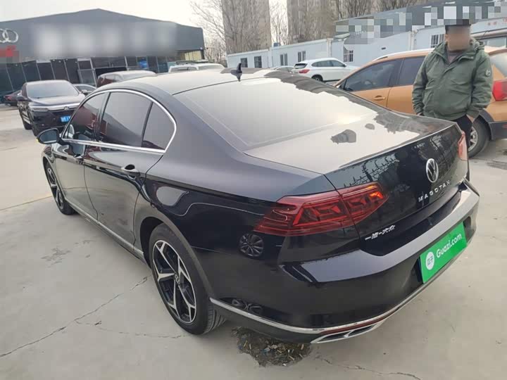 Фото 5 - Volkswagen Magotan