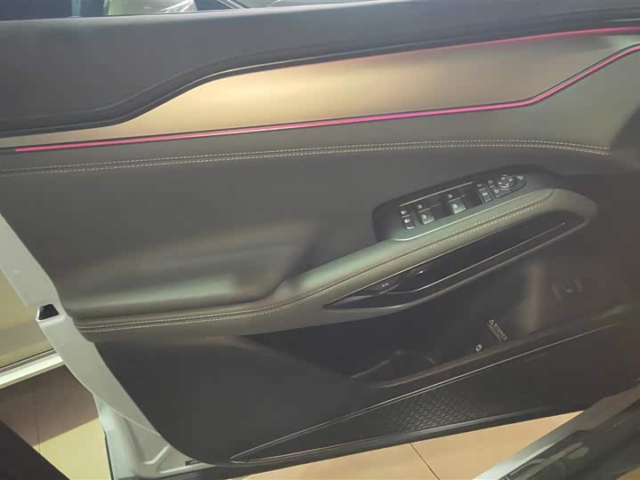 Фото 7 - BYD Song L