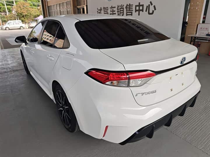 Фото 5 - Toyota Levin