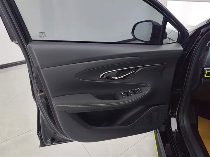 Фото 7 - Changan UNI-T