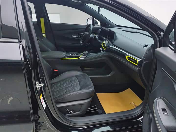 Фото 8 - Changan UNI-T