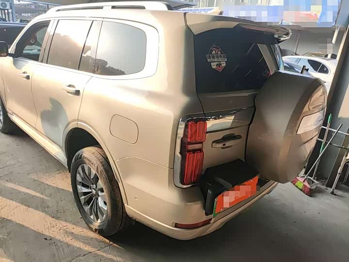 Фото 7 - Tank 500 Hybrid