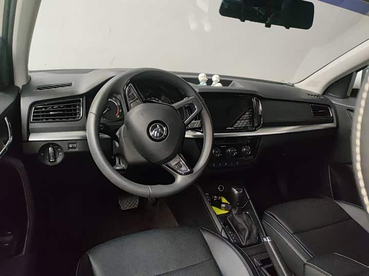 Фото 3 - Skoda Kamiq