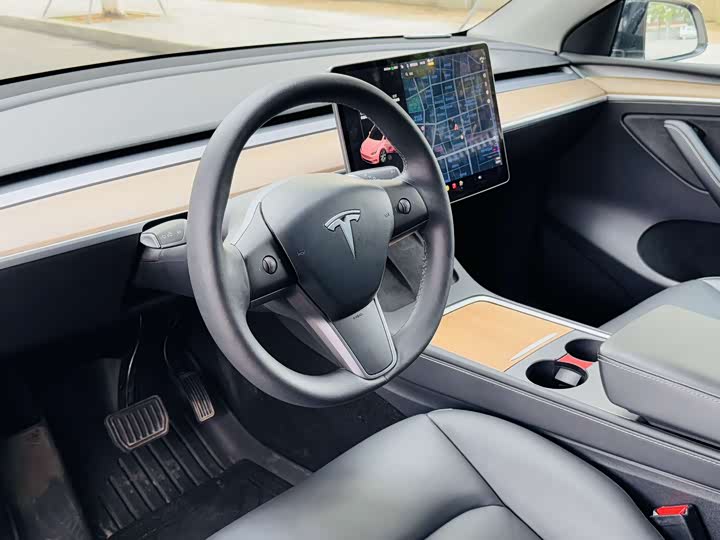 Фото 5 - Tesla Model Y