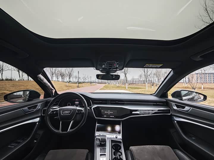 Фото 6 - Audi A6L