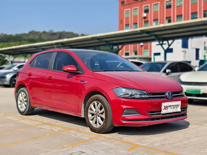 Фото 3 - Volkswagen Polo