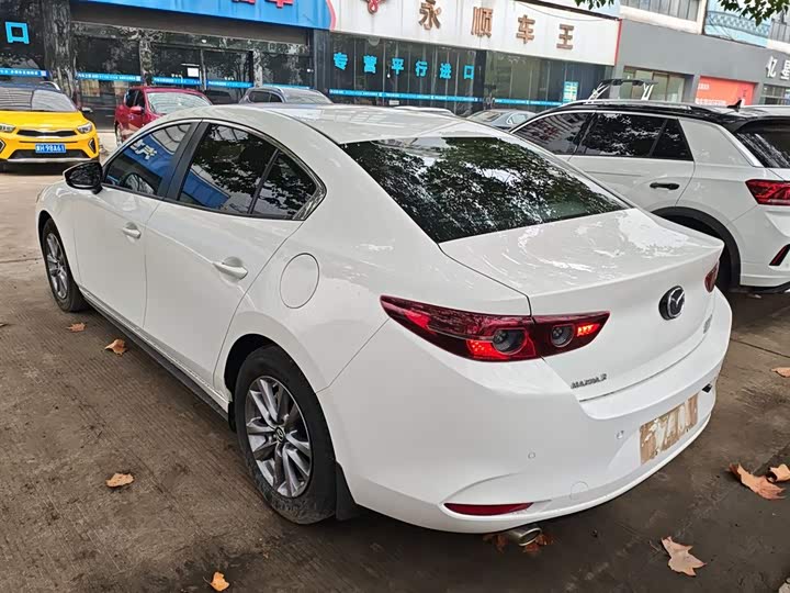 Фото 5 - Mazda 3 (Axela)