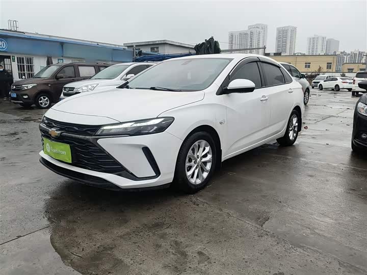 Фото 2 - Chevrolet Monza