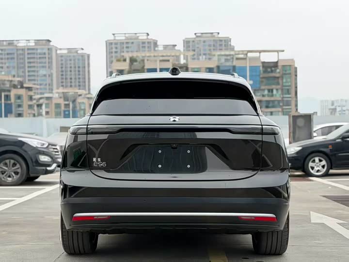 Фото 8 - Nio ES6