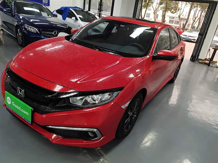 Фото 1 - Honda Civic