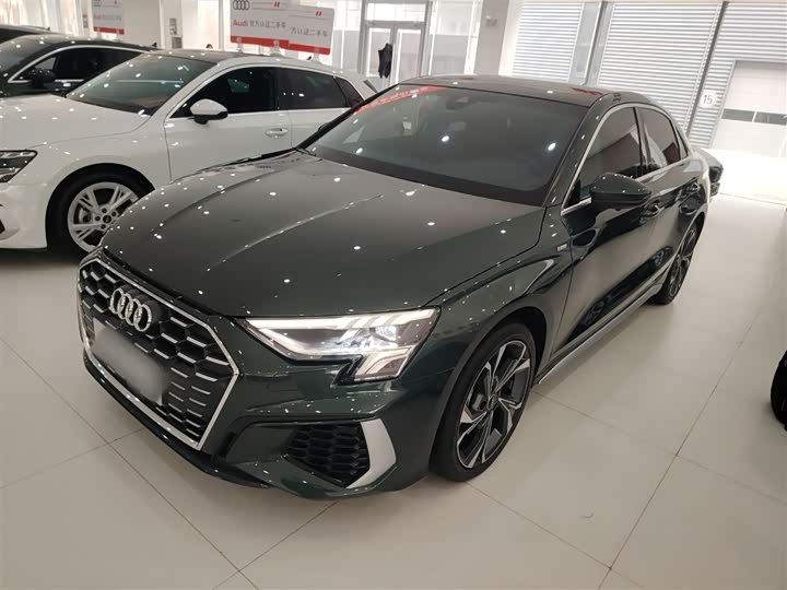 Фото 1 - Audi A3