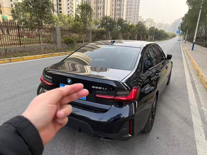 Фото 3 - BMW 3 Series