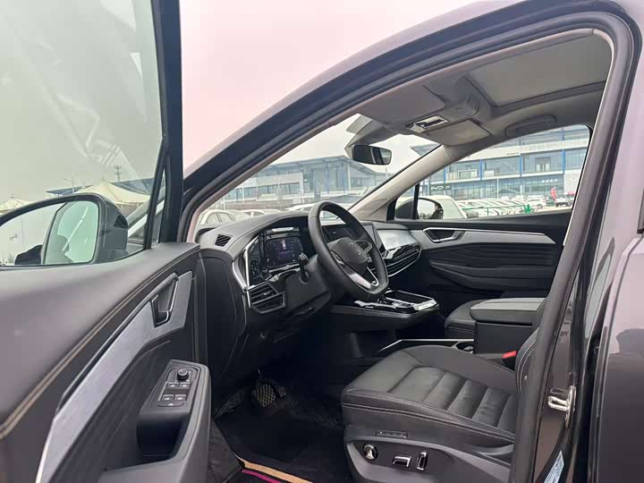 Фото 4 - Volkswagen Talagon