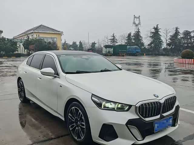 Фото 4 - BMW 5 Series