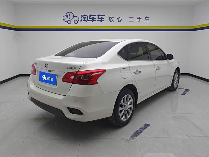 Фото 3 - Nissan Sylphy