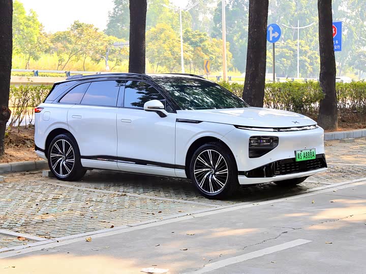 Фото 3 - XPeng G9