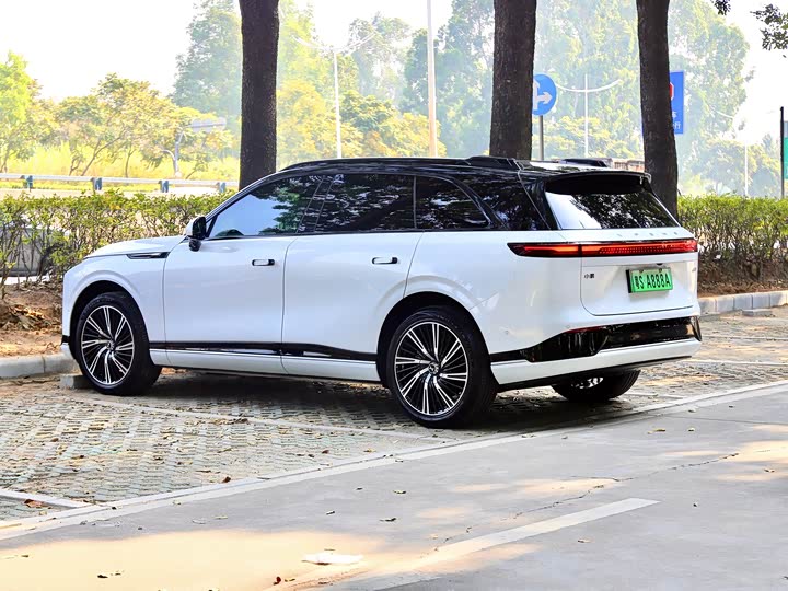 Фото 5 - XPeng G9