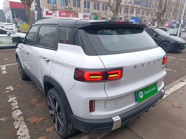 Фото 5 - Geely Icon