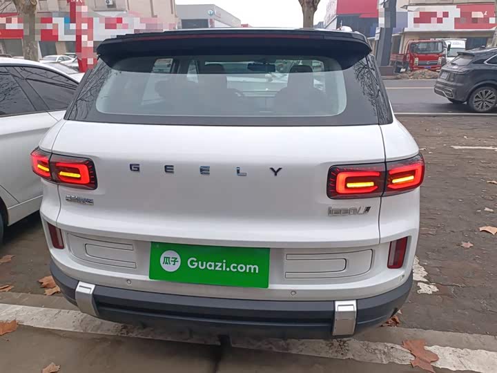 Фото 6 - Geely Icon