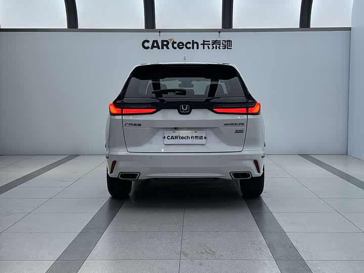 Фото 2 - Honda Breeze