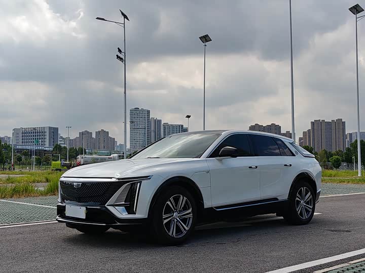 Фото 1 - Cadillac Lyriq