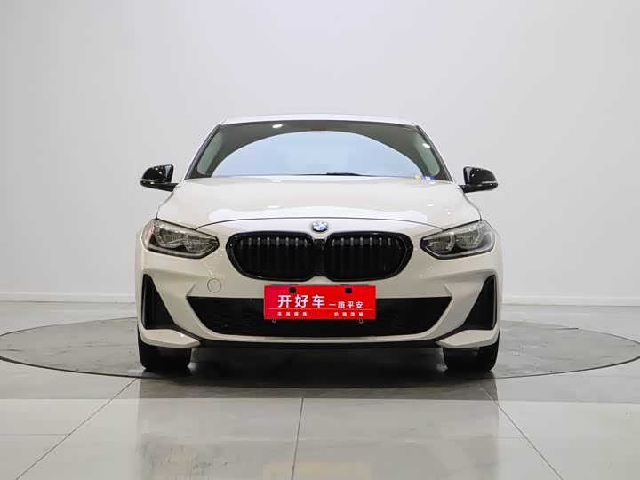 Фото 1 - BMW 1 Series