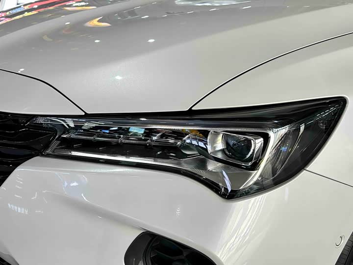 Фото 4 - Buick Verano