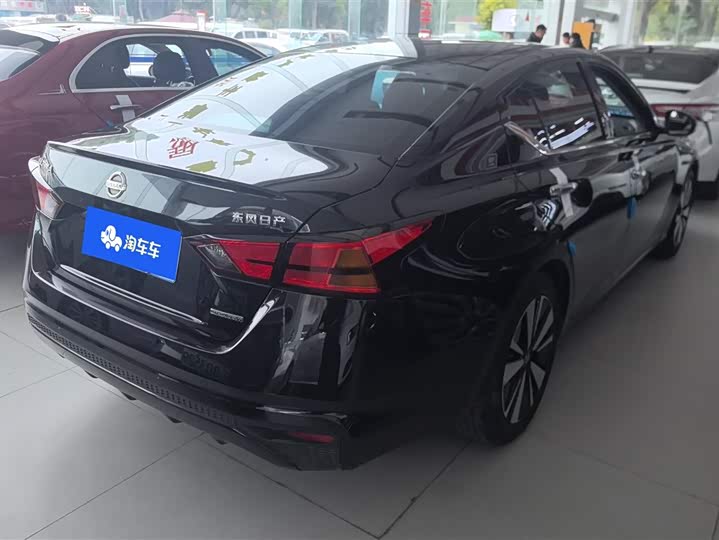 Фото 3 - Nissan Teana