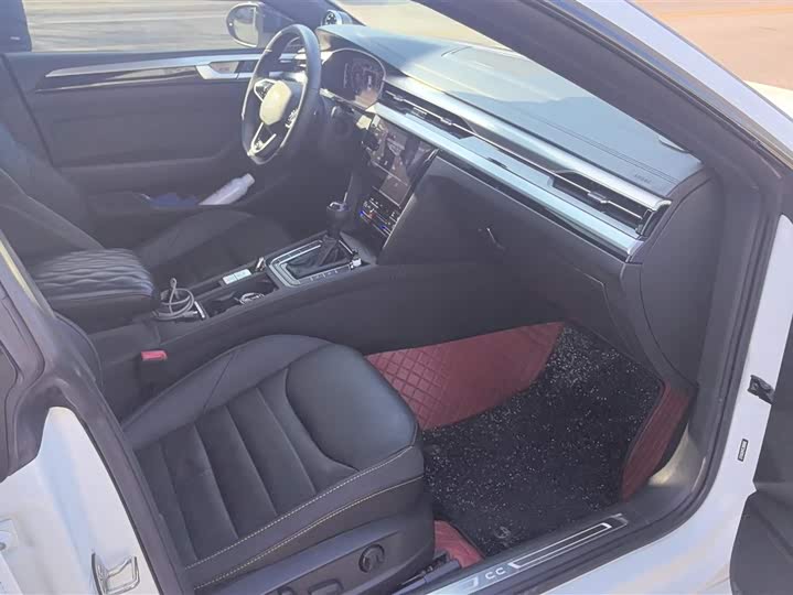 Фото 8 - Volkswagen CC