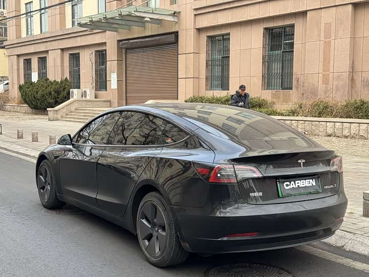 Фото 7 - Tesla Model 3