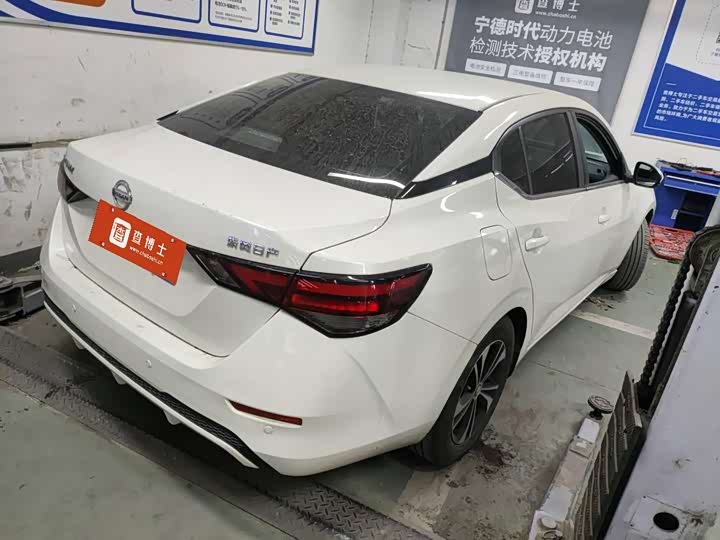 Фото 4 - Nissan Sylphy