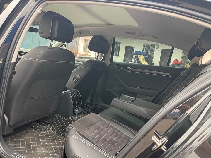 Фото 7 - Volkswagen Magotan