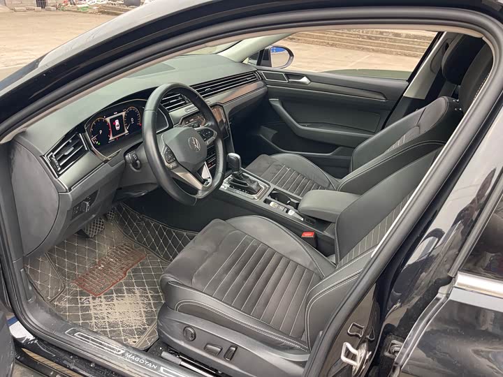 Фото 9 - Volkswagen Magotan