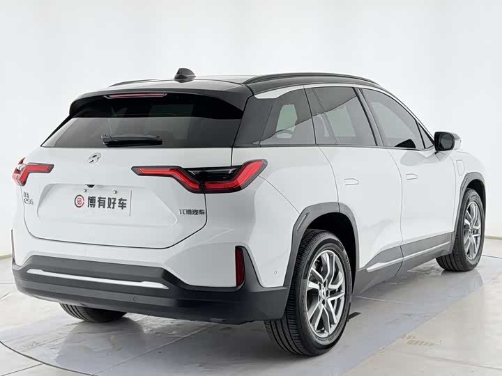 Фото 9 - Nio ES6