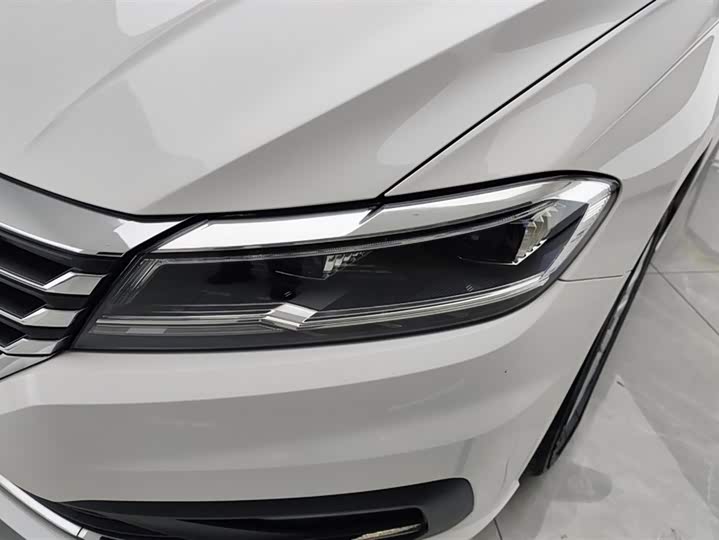 Фото 5 - Volkswagen Lavida