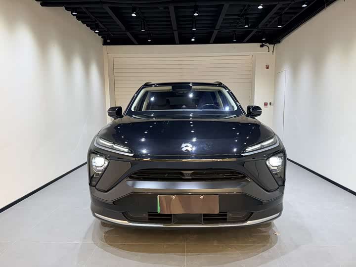 Фото 2 - Nio ES6