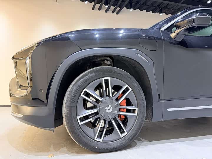 Фото 7 - Nio ES6