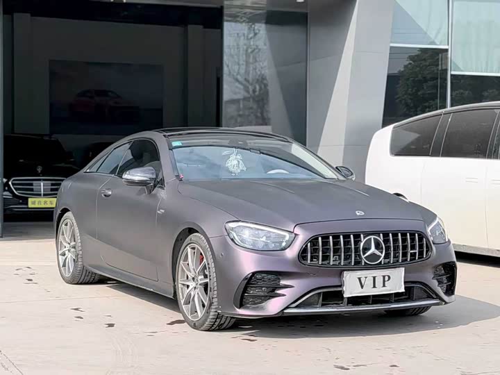 Фото 2 - Mercedes-Benz E-Class