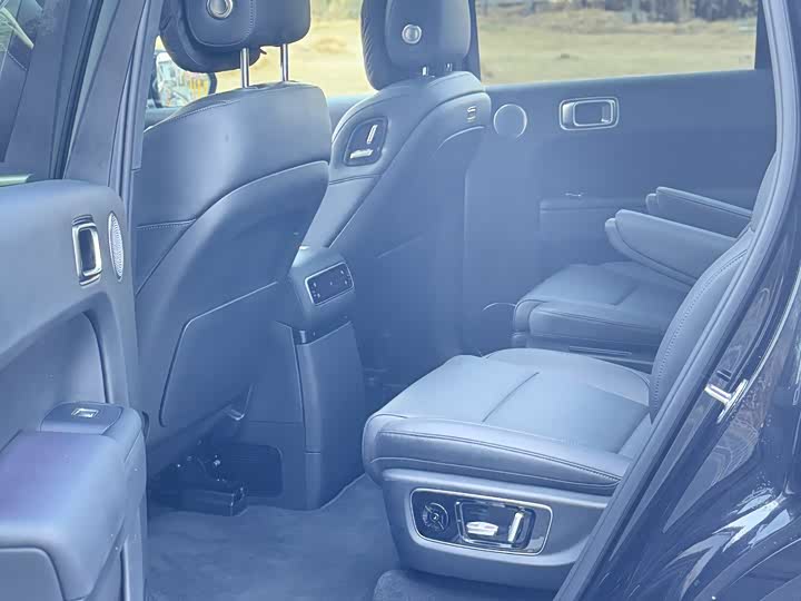 Фото 6 - LiXiang L9