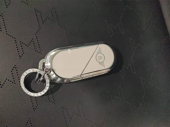 Фото 9 - Mini Cooper