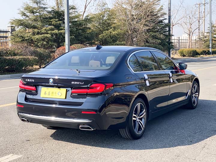 Фото 5 - BMW 5 Series