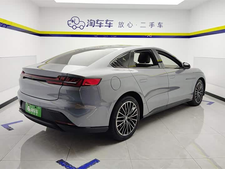 Фото 3 - BYD Han