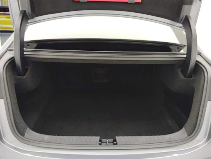 Фото 4 - BYD Han