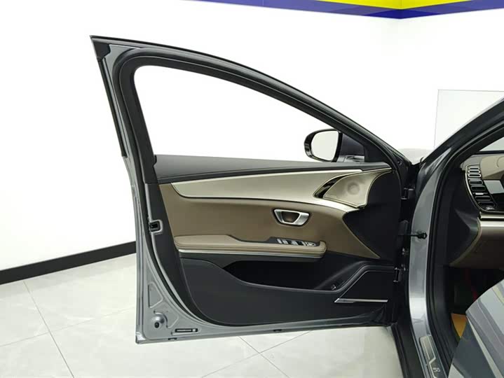 Фото 7 - BYD Han