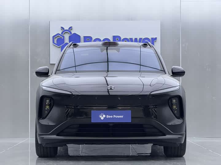 Фото 2 - Nio ES6