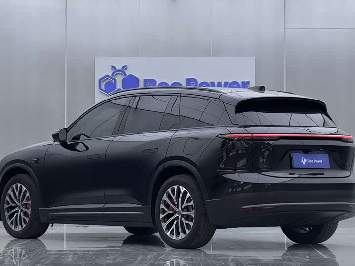 Фото 6 - Nio ES6