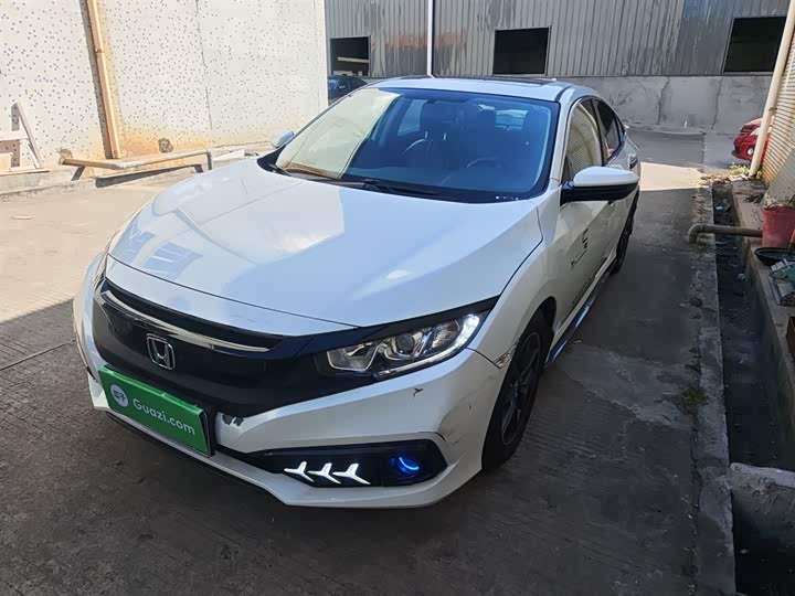 Фото 2 - Honda Civic