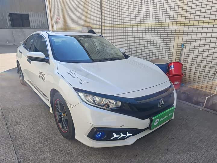 Фото 4 - Honda Civic