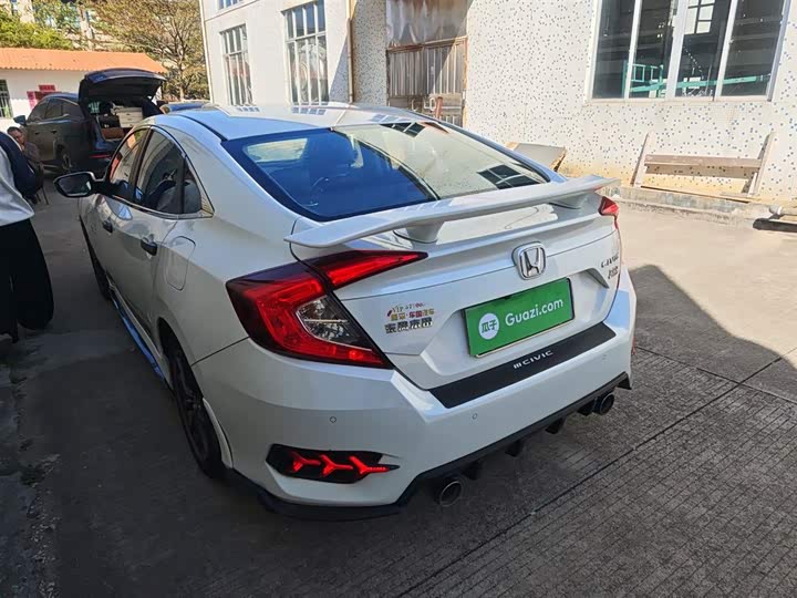 Фото 5 - Honda Civic