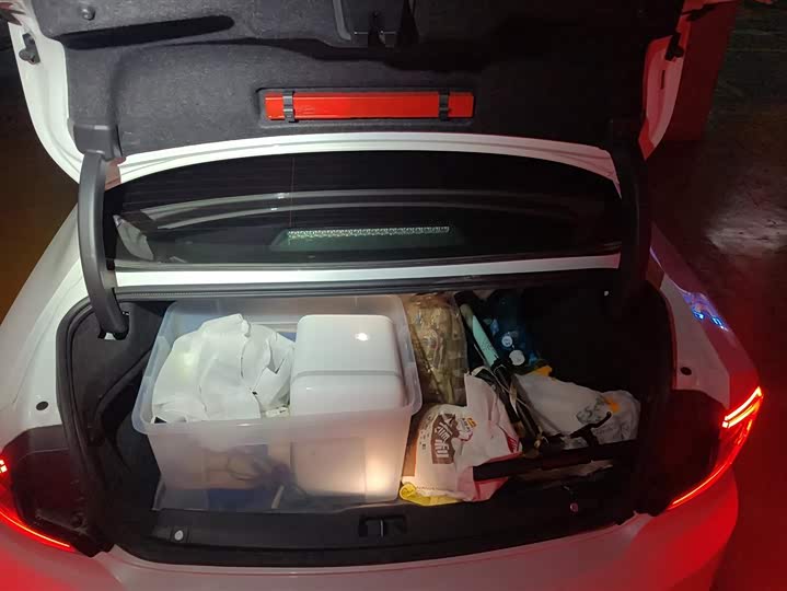 Фото 4 - Volvo S90